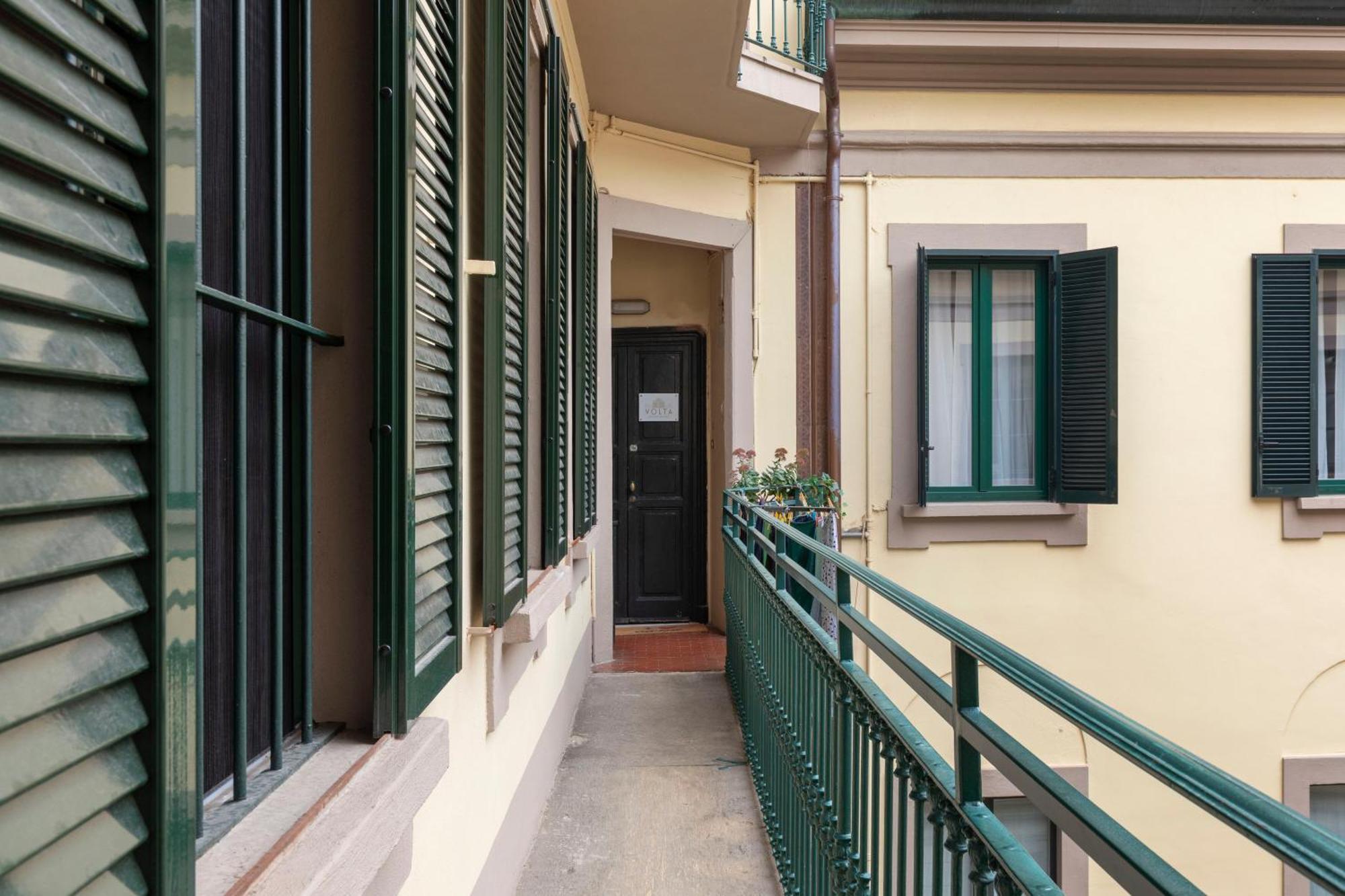 Volta Accomodation Milan Bagian luar foto